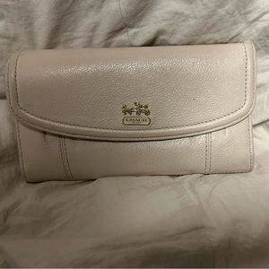 Coach cream wallet NWOT